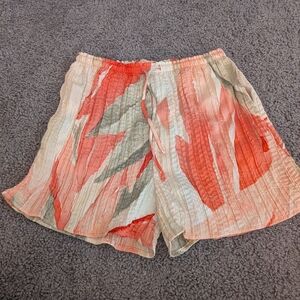 H&M Coral and Cream Shorts